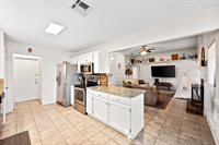 1049 Acorn Lane, Burleson, TX 76028