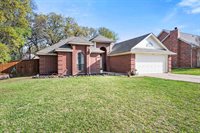 1049 Acorn Lane, Burleson, TX 76028