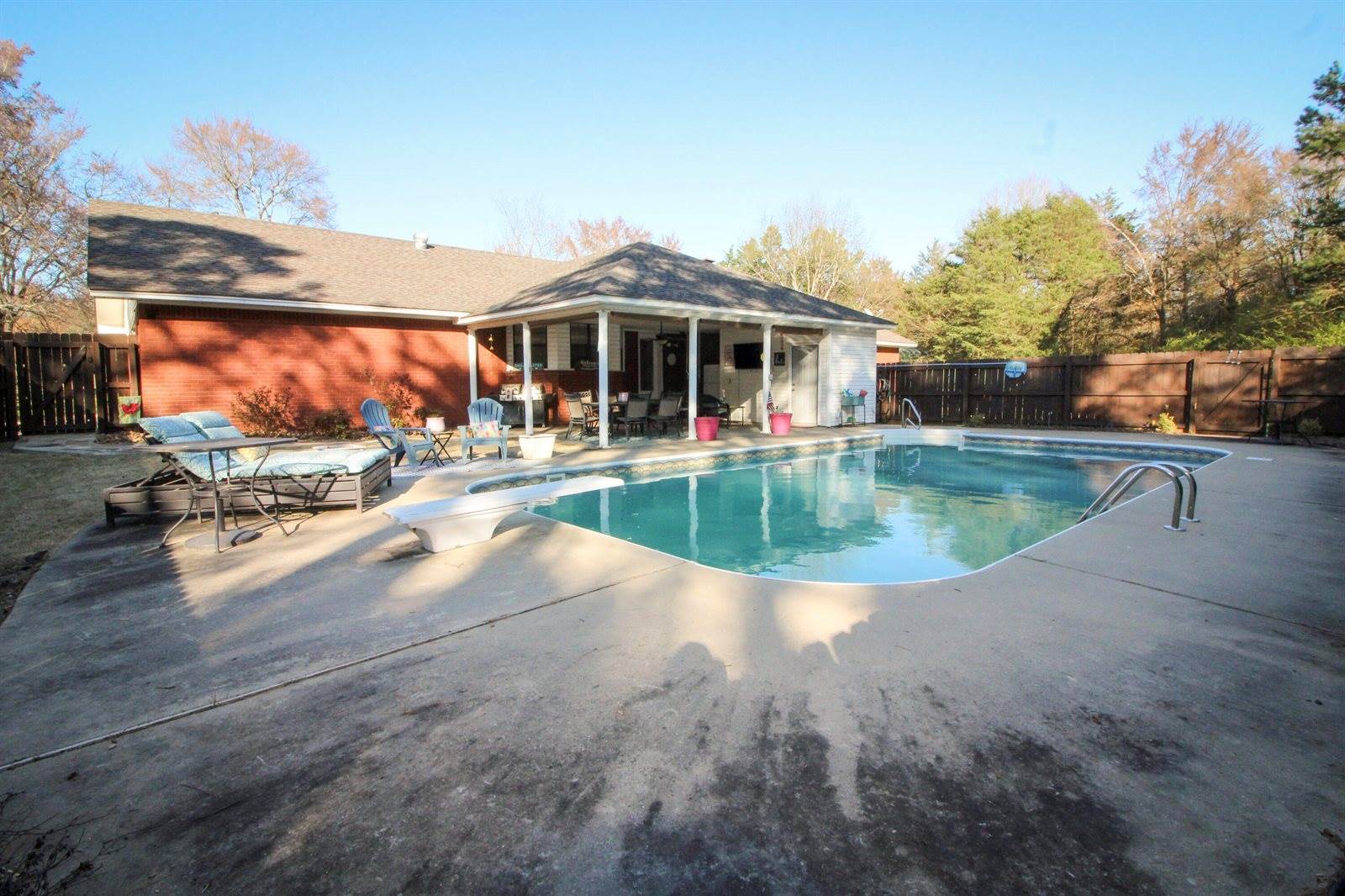 29 Widgeon Road, Russellville, AR 72802