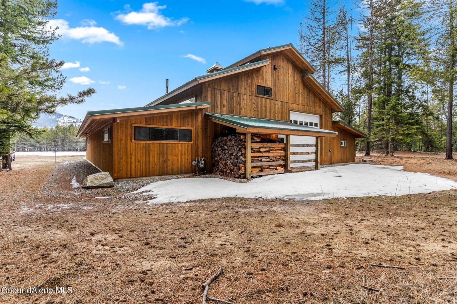 190 Leelah Ln, Bonners Ferry, ID 83805