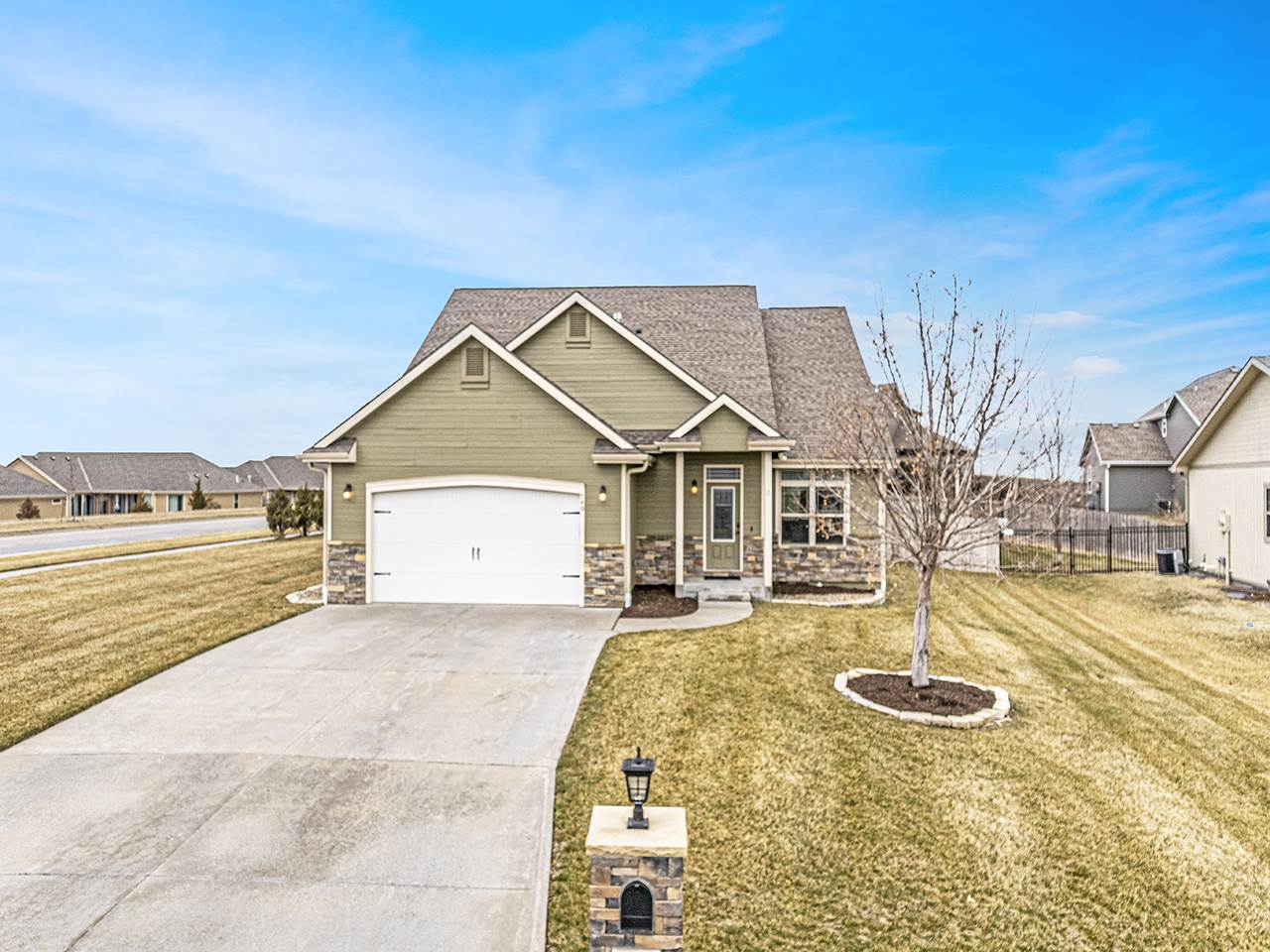 740 Leyden Ridge Circle, Manhattan, KS 66503