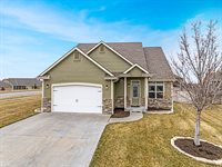 740 Leyden Ridge Circle, Manhattan, KS 66503