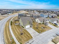 740 Leyden Ridge Circle, Manhattan, KS 66503