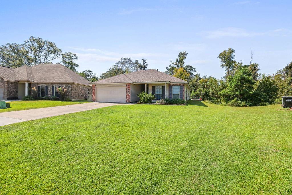 141 Jack Pine Lane, Ponchatoula, LA 70454