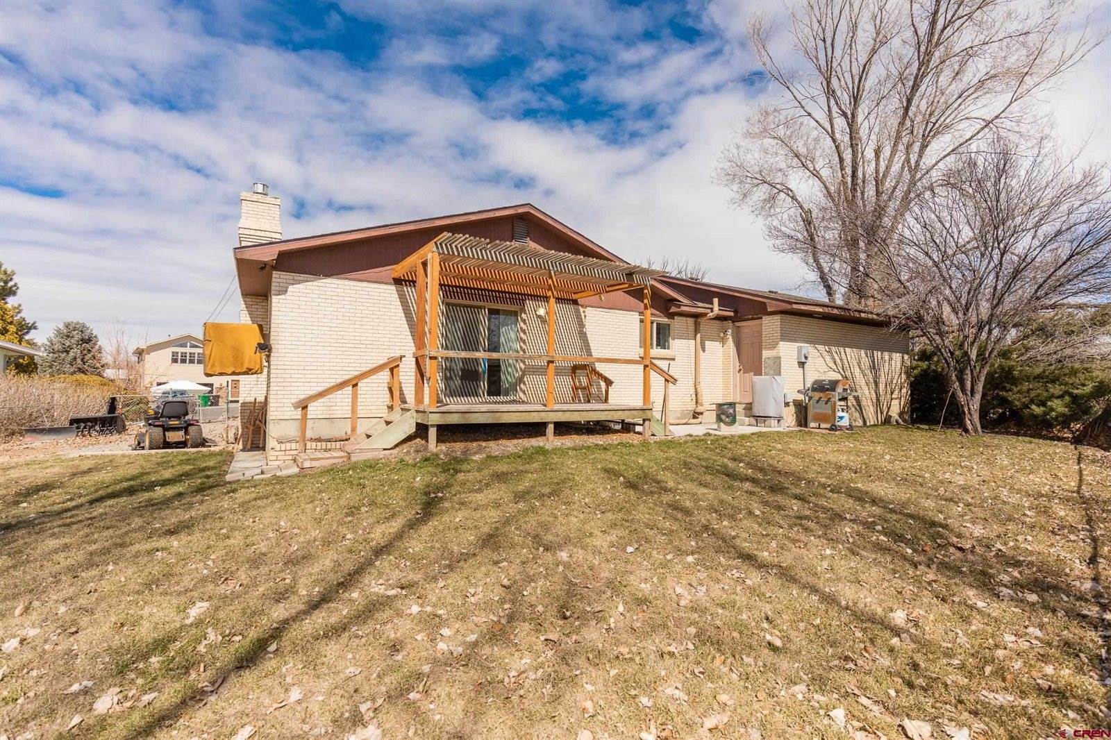 120 Poplar Court, Montrose, CO 81401