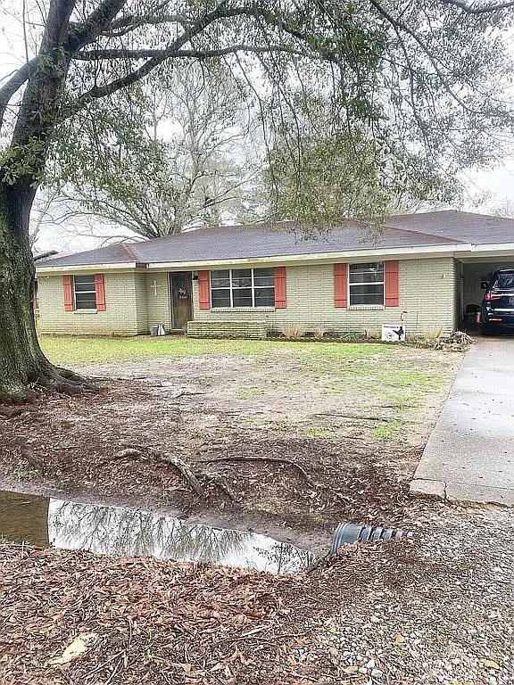 130 Spanish Moss, Evangeline, LA 70537