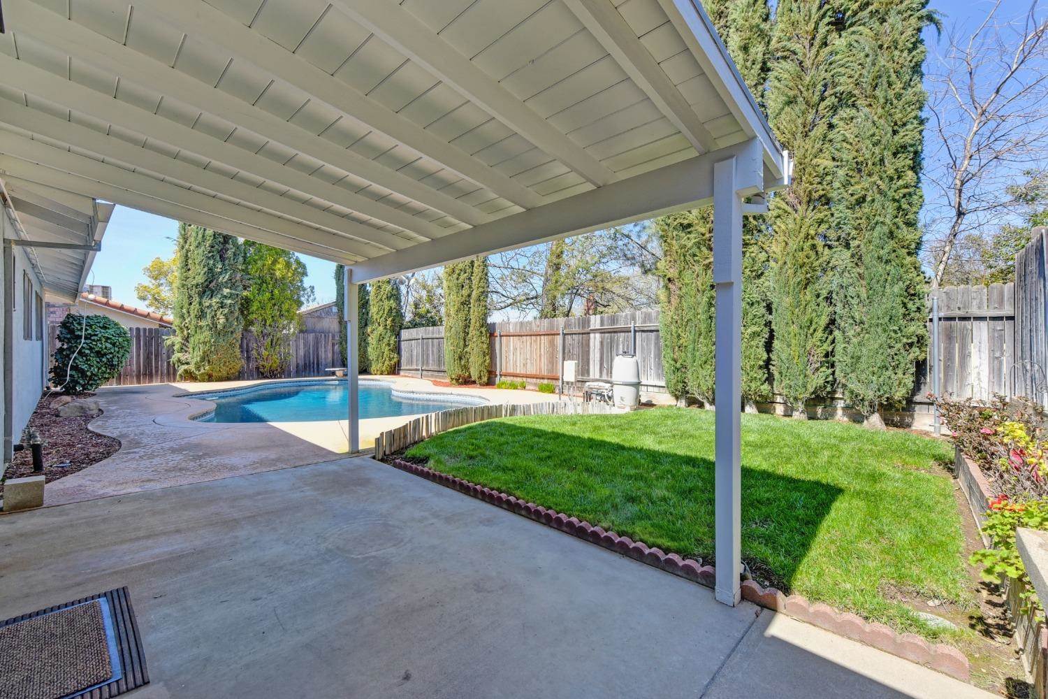 6319 Rutland Drive, Carmichael, CA 95608