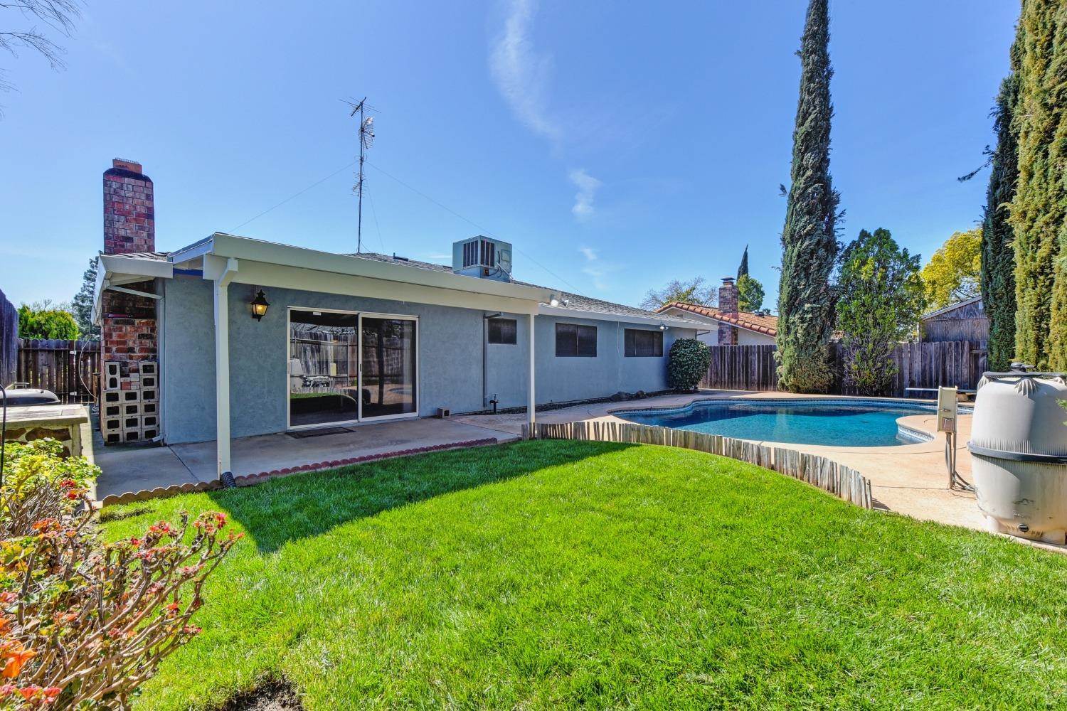 6319 Rutland Drive, Carmichael, CA 95608