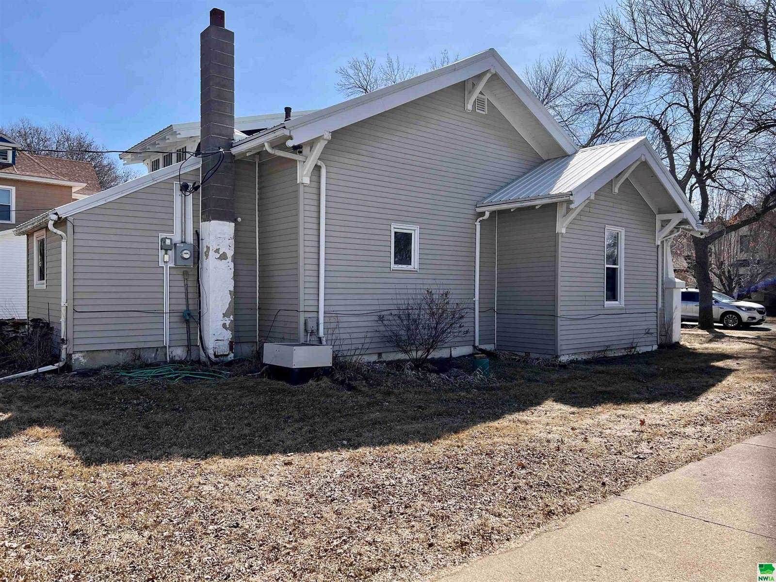 107 E Brady St, Anthon, IA 51004