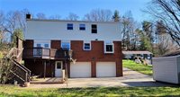 105 Summerhill Ln, Level Green, PA 15085