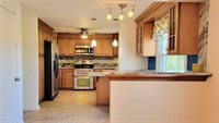 105 Summerhill Ln, Level Green, PA 15085