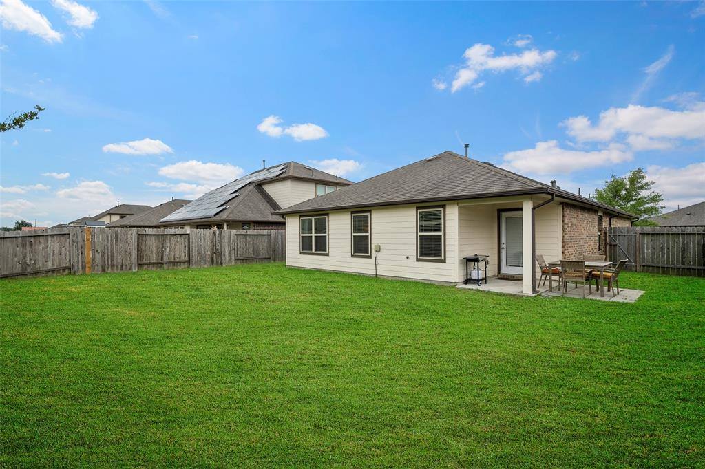 72 Rodeo Crest Drive, Manvel, TX 77578