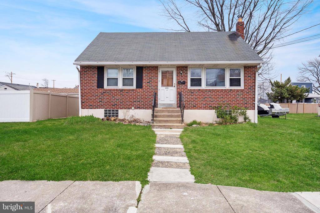 242 Jansen Avenue, Essington, PA 19029