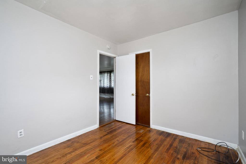 242 Jansen Avenue, Essington, PA 19029