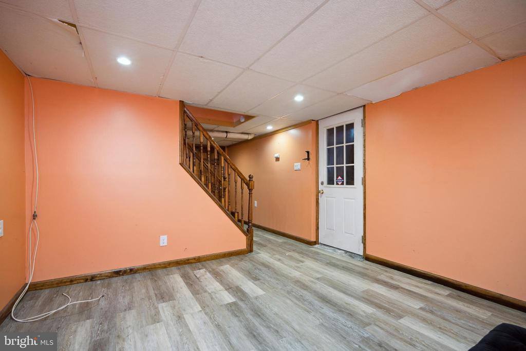 242 Jansen Avenue, Essington, PA 19029