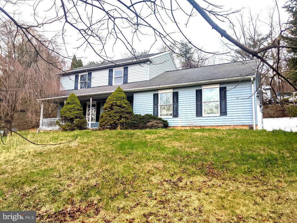 321 Black Bear Lane, Harrisburg, PA 17112