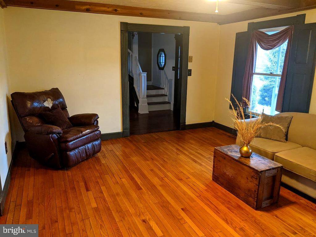 321 Black Bear Lane, Harrisburg, PA 17112