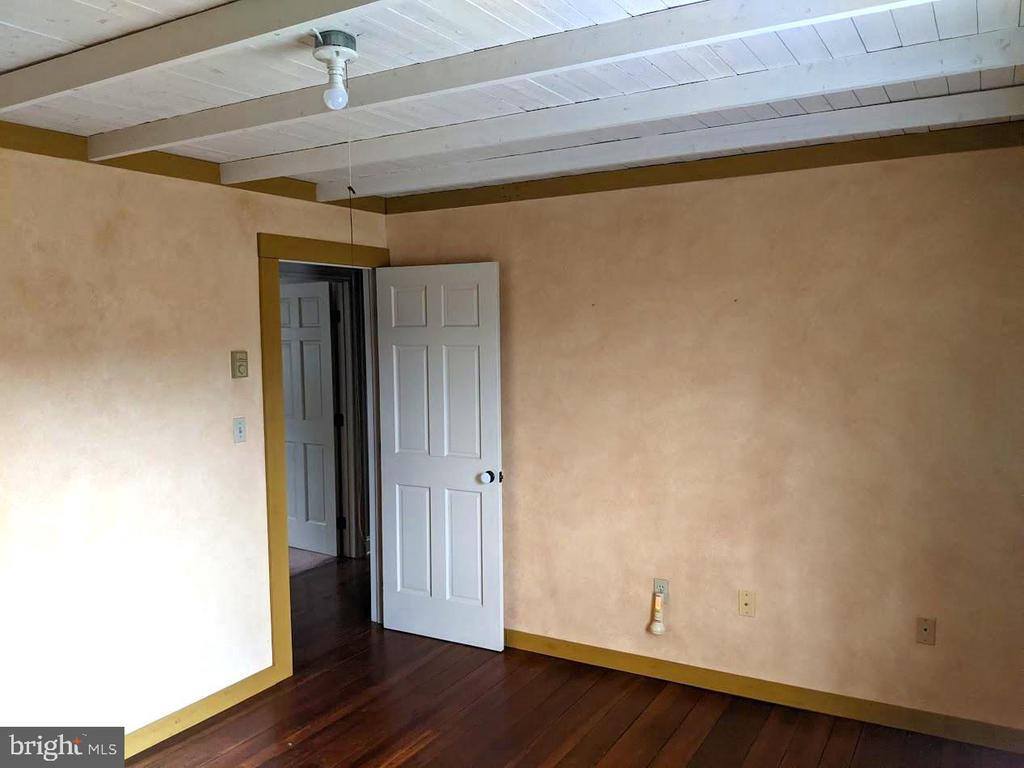 321 Black Bear Lane, Harrisburg, PA 17112