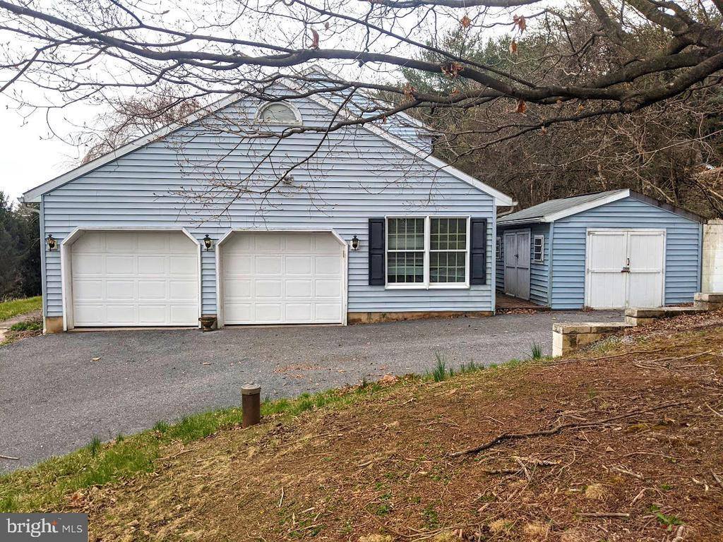 321 Black Bear Lane, Harrisburg, PA 17112