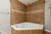 180 Sherman Street, Muscatine, IA 52761