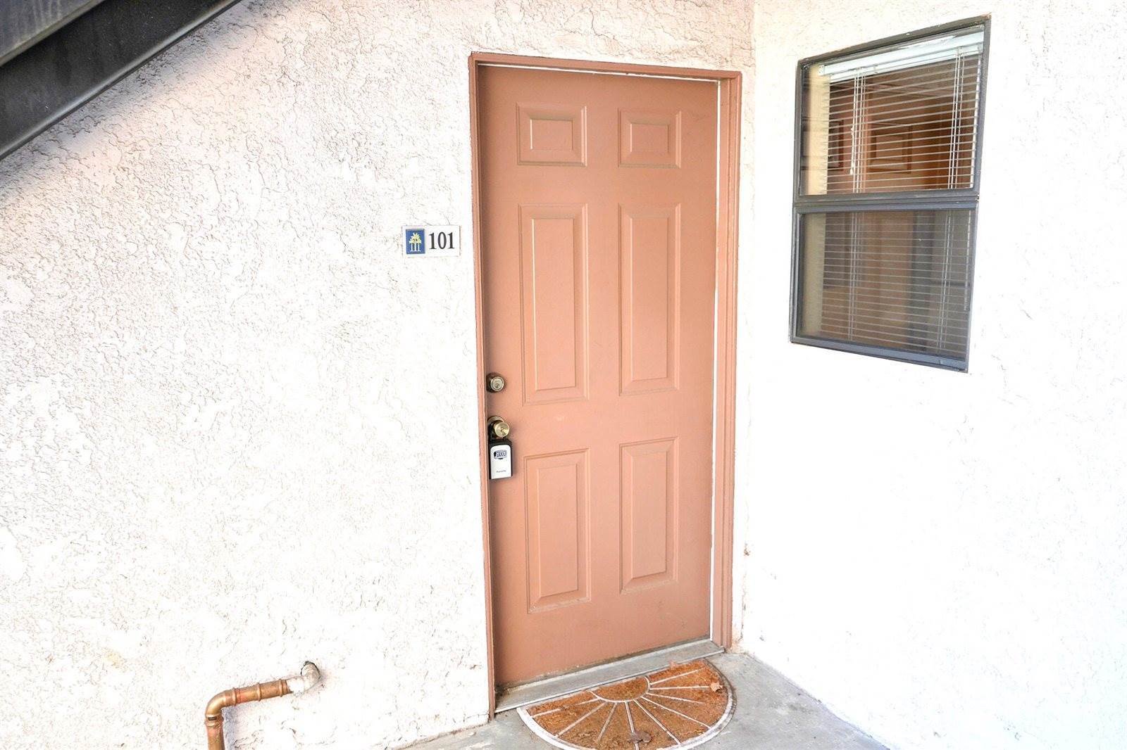 1341 Massachusetts Avenue, Riverside, CA 92507