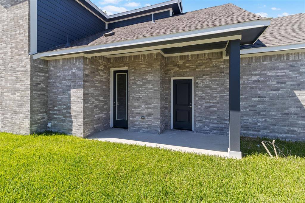 229 East 5th Street, Ferris, TX 75125