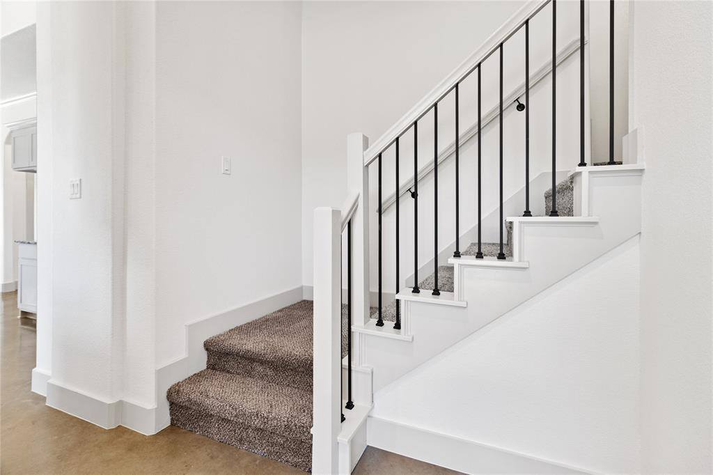 229 East 5th Street, Ferris, TX 75125