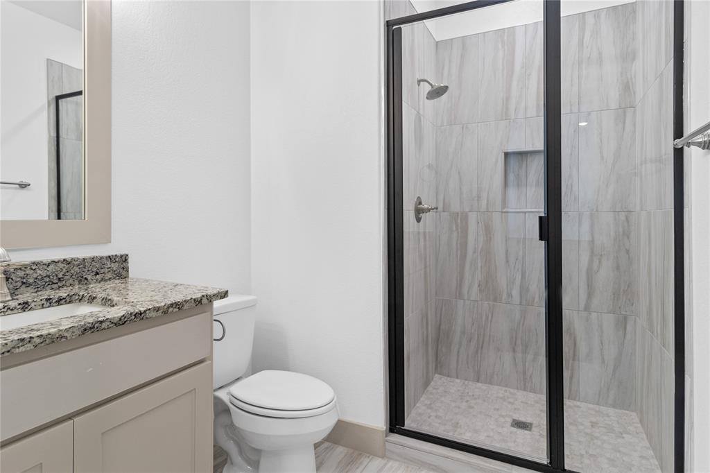 229 East 5th Street, Ferris, TX 75125