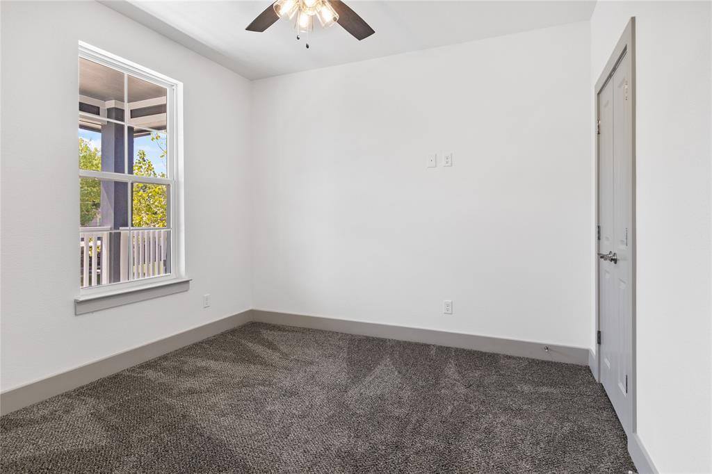 229 East 5th Street, Ferris, TX 75125