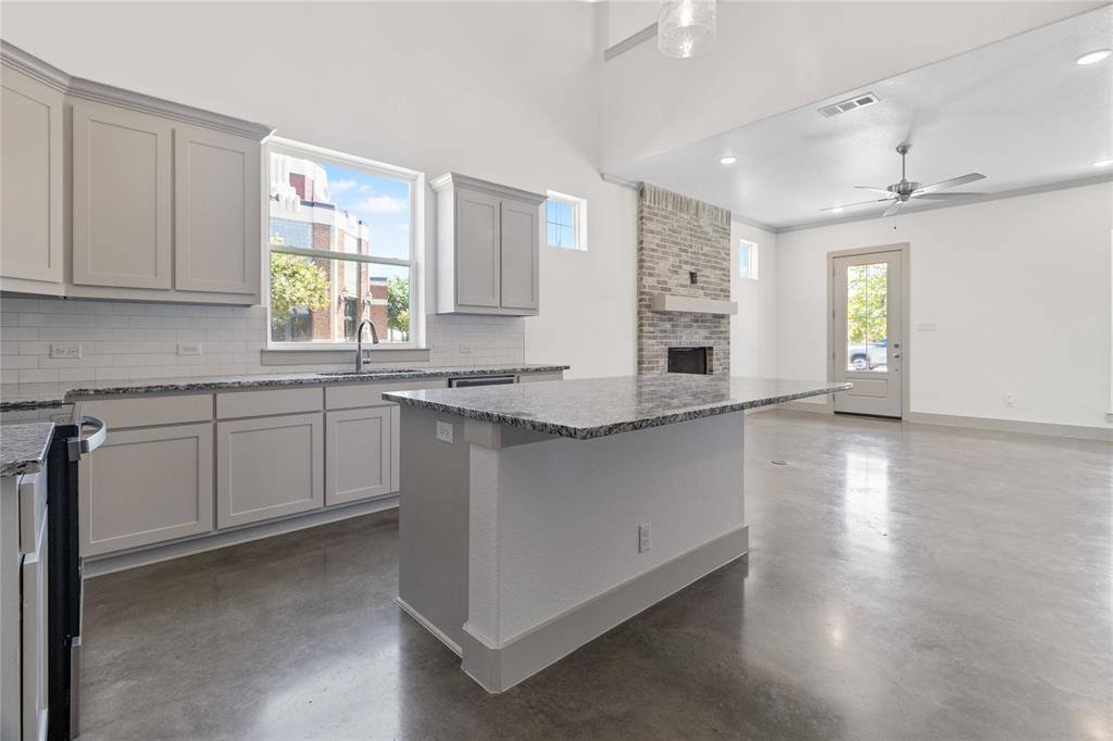 229 East 5th Street, Ferris, TX 75125