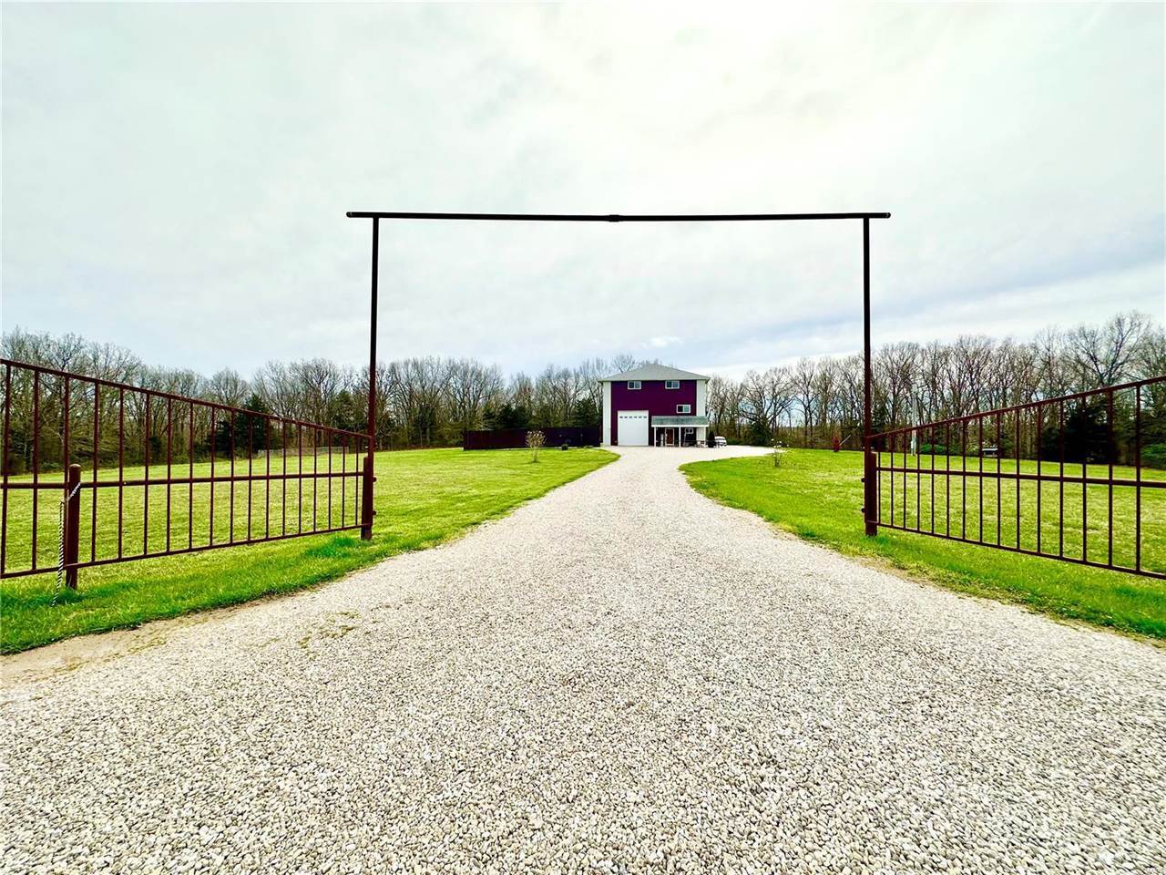 11200 Highway D, Dixon, MO 65459