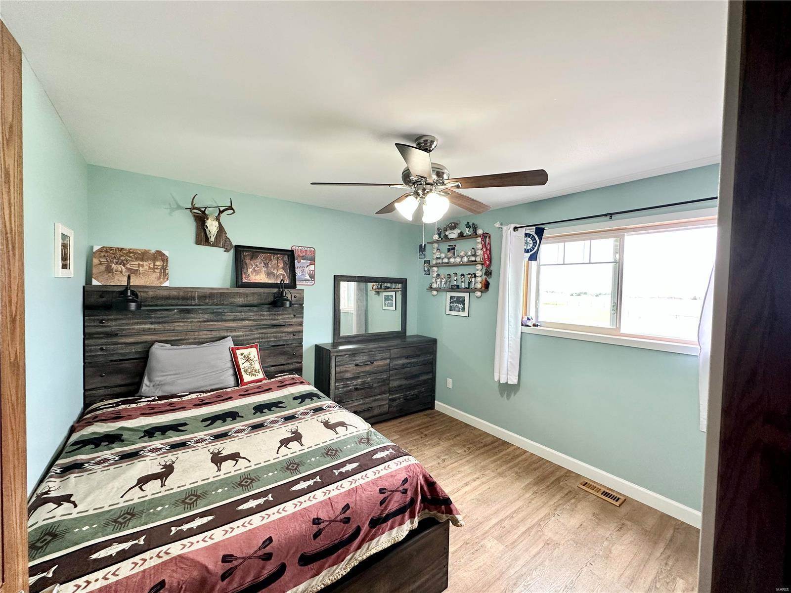 11200 Highway D, Dixon, MO 65459