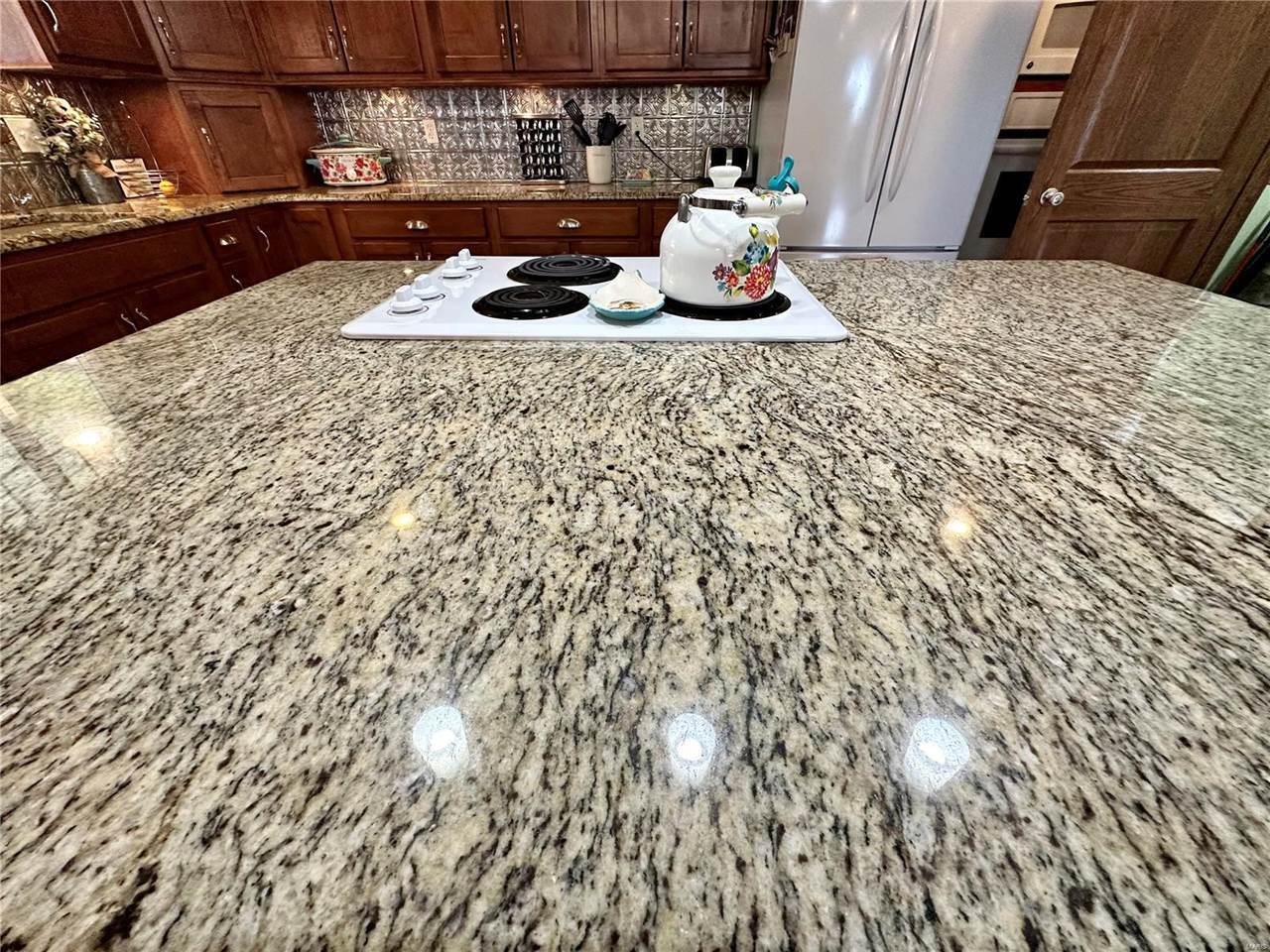 11200 Highway D, Dixon, MO 65459