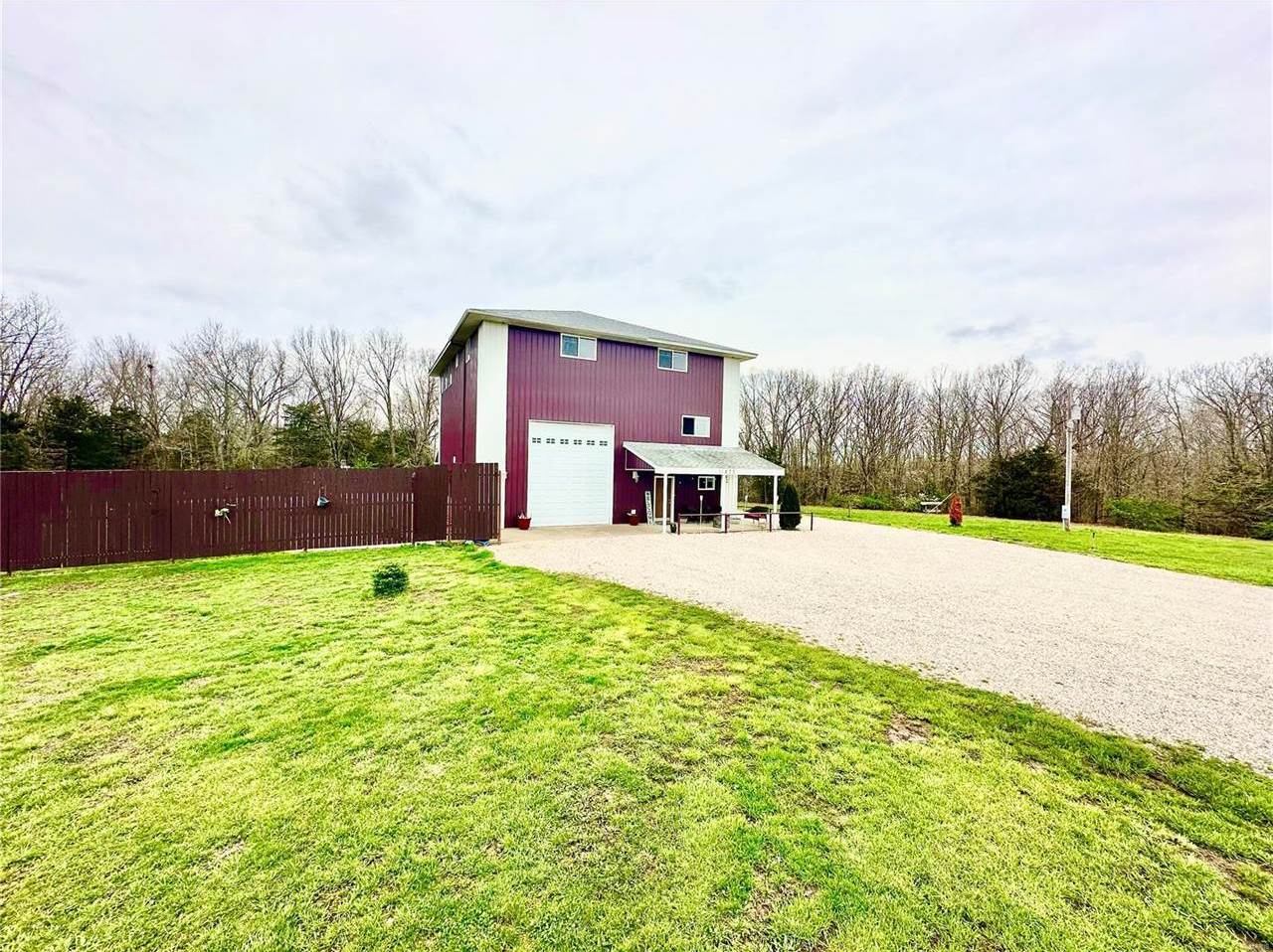 11200 Highway D, Dixon, MO 65459