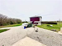11200 Highway D, Dixon, MO 65459