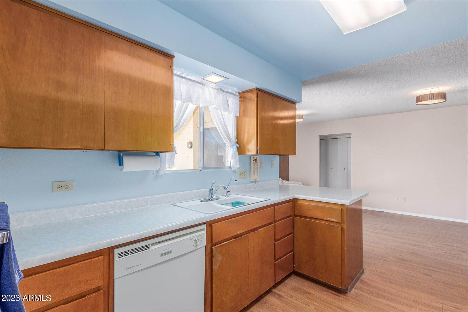 1251 East Manhatton Drive, Tempe, AZ 85282