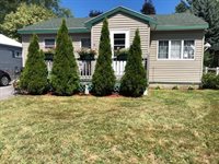 11 Montcalm Street, Waterville, ME 04901