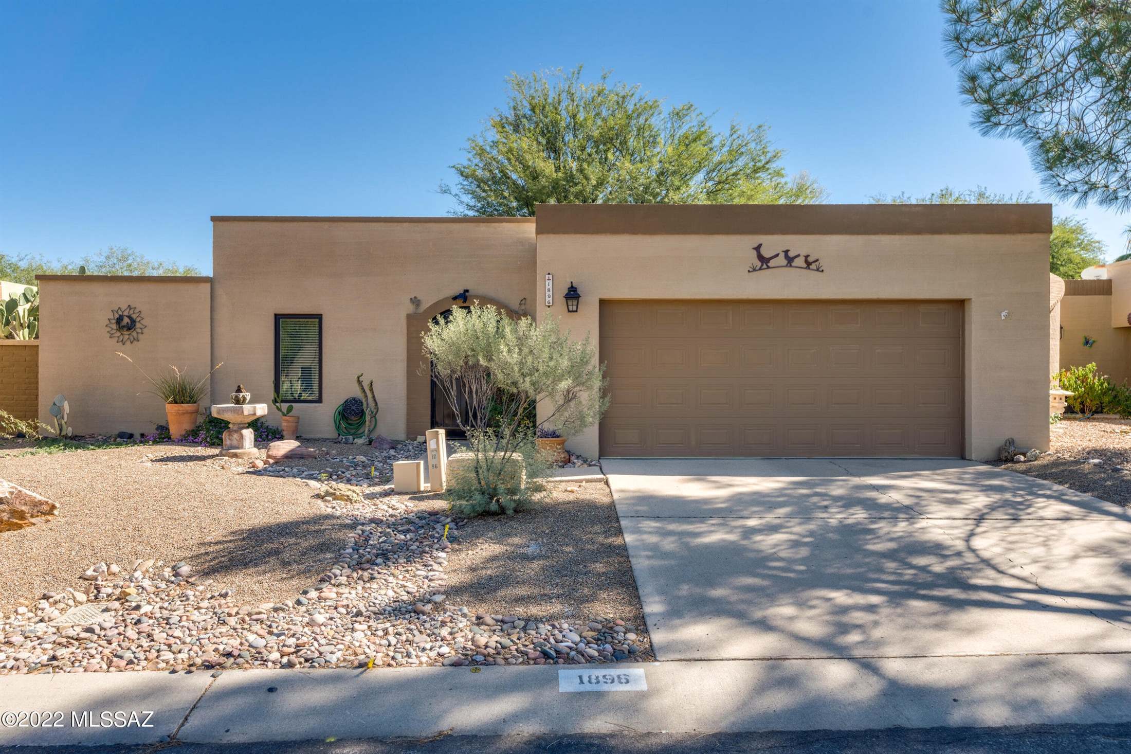 1896 N Ranch Dr, Tucson, AZ 85715