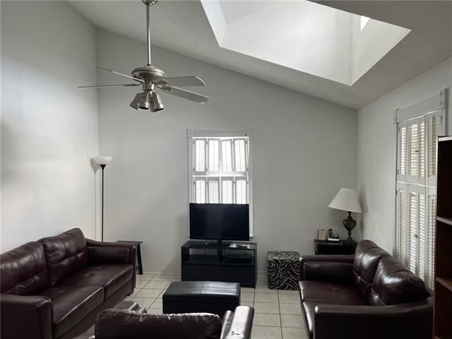 2201 Houma Boulevard, Metairie, LA 70001