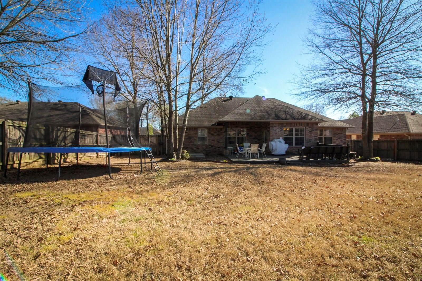 327 Sagewood Lane, Russellville, AR 72802
