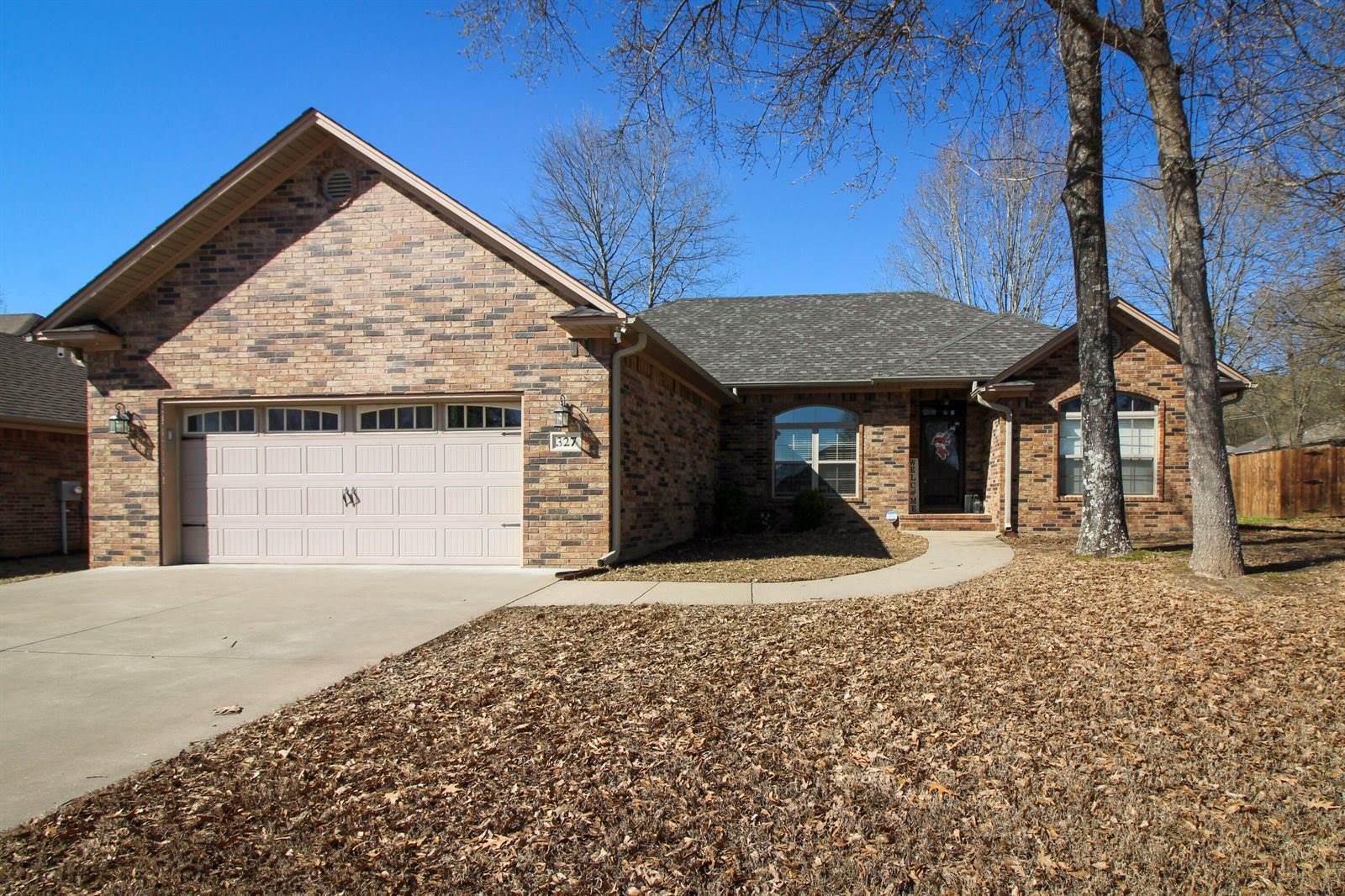 327 Sagewood Lane, Russellville, AR 72802