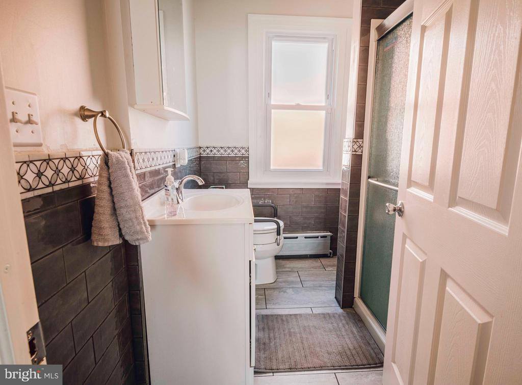 1304 Virginia Avenue, Havertown, PA 19083