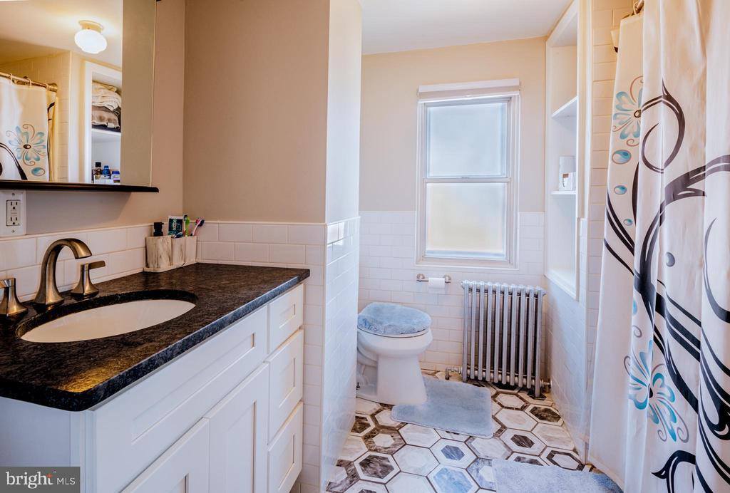 1304 Virginia Avenue, Havertown, PA 19083