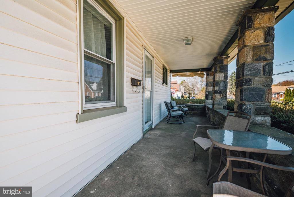 1304 Virginia Avenue, Havertown, PA 19083