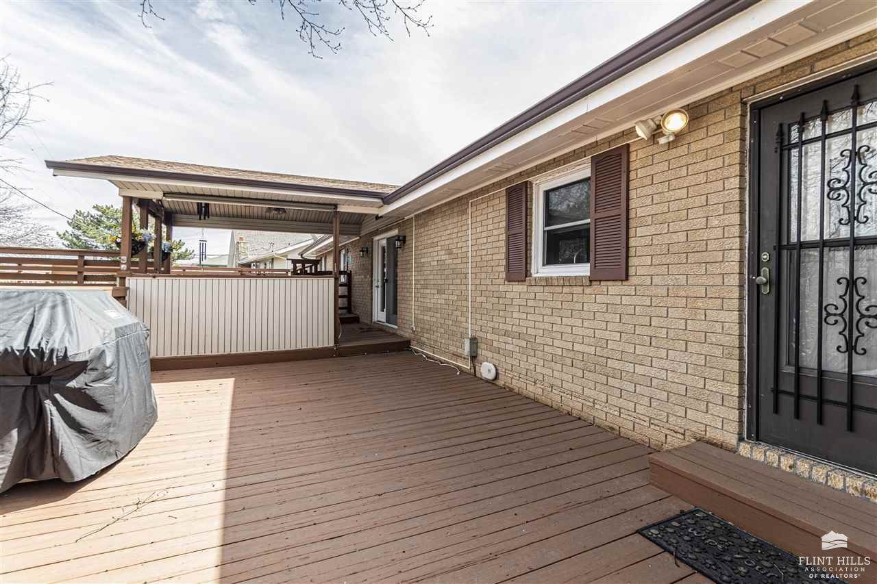 502 E Lewerenz, Herington, KS 67449