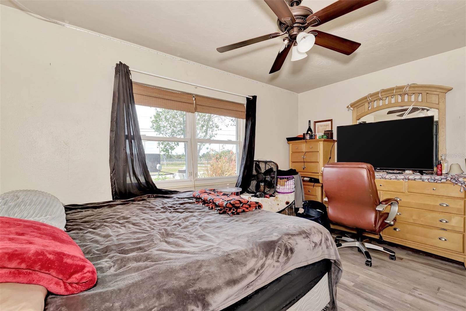 3801 Clover Lane, Sarasota, FL 34233