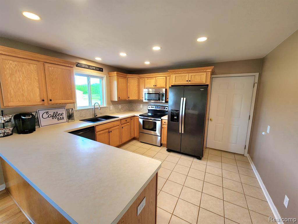 5288 North Herrington Road, Conway Township, MI 48892