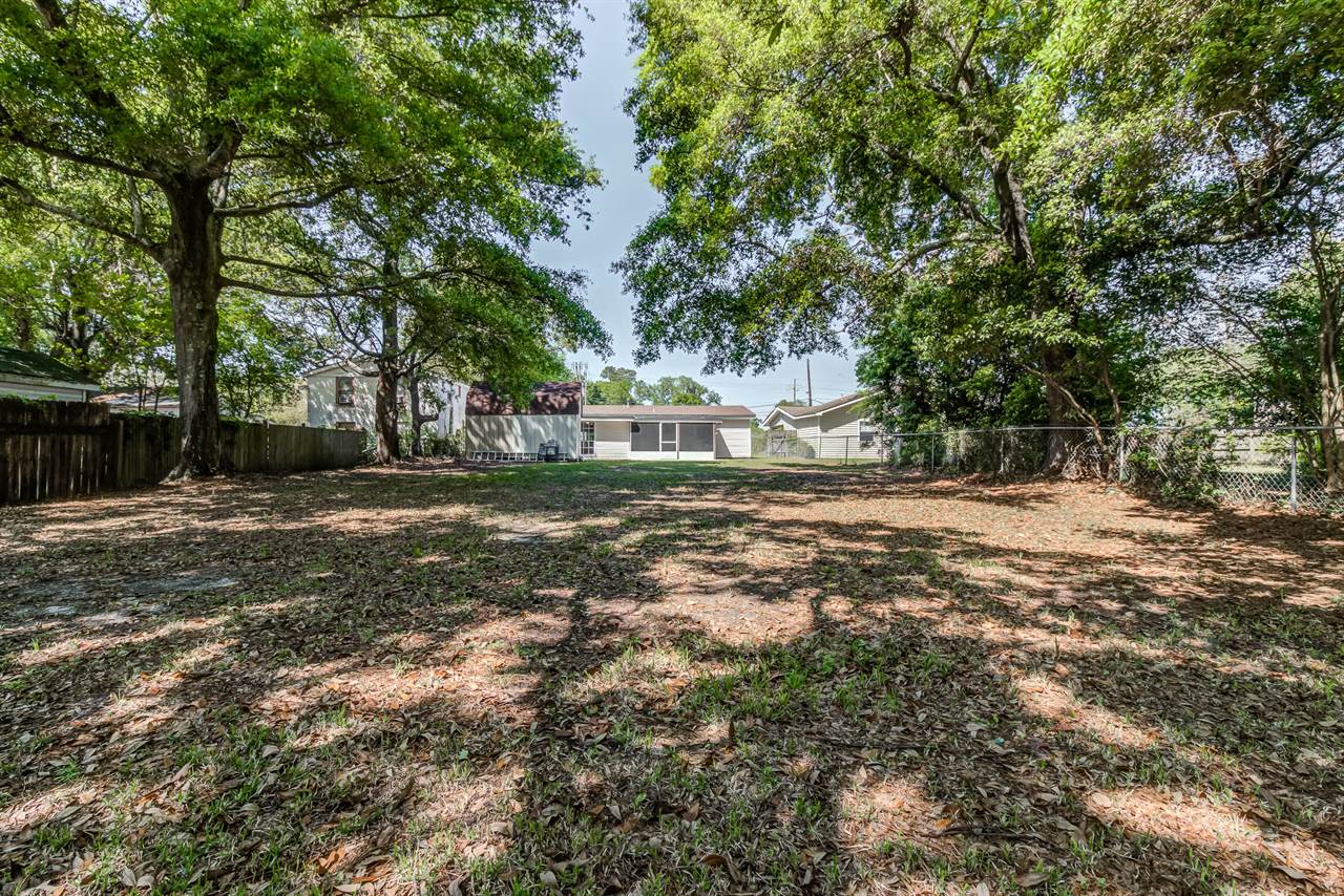 1889 Greater Ave, Biloxi, MS 39531