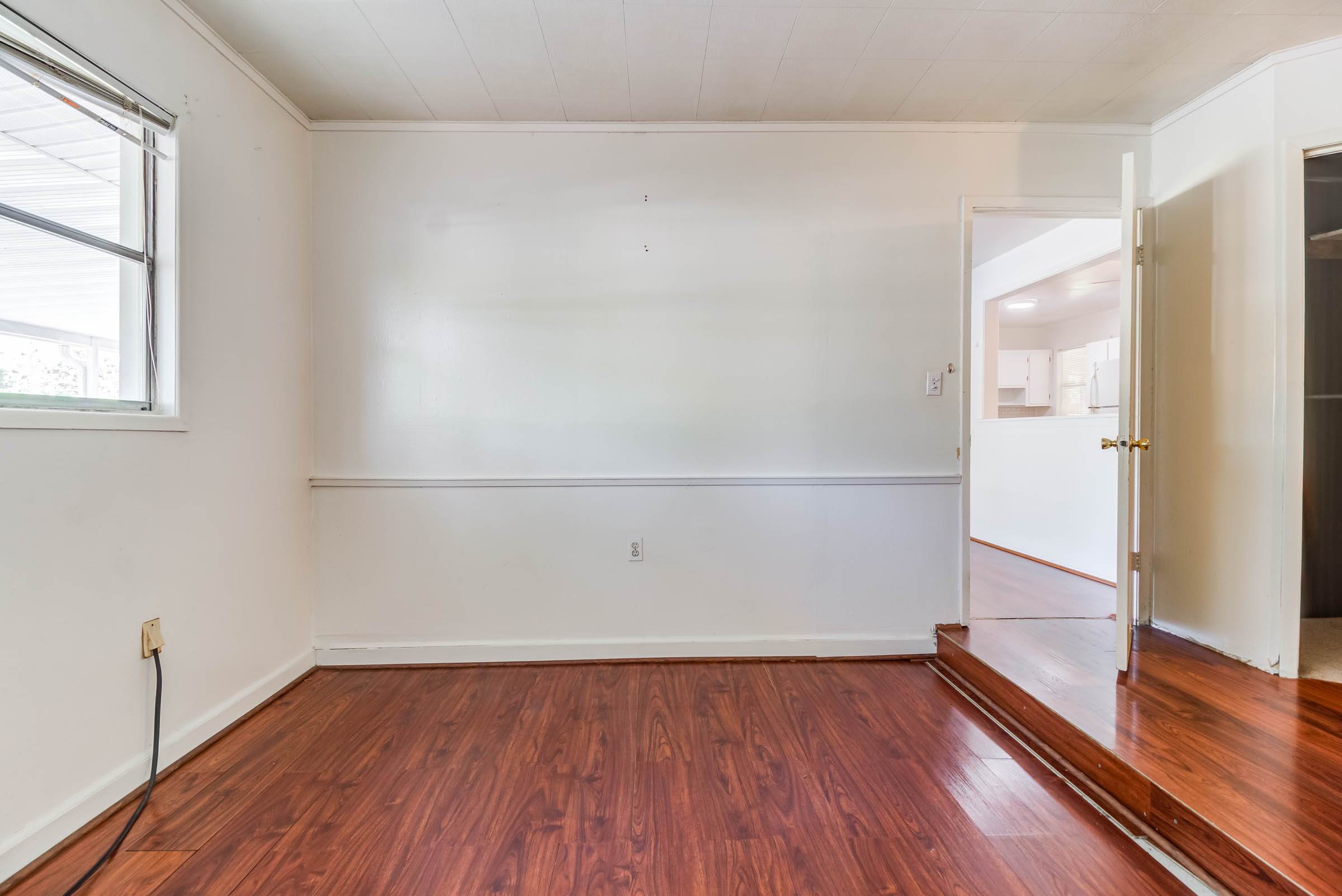 1889 Greater Ave, Biloxi, MS 39531