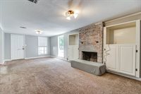 1889 Greater Ave, Biloxi, MS 39531